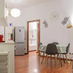 https://eustachi-47-per-vivere-alla-milanese.it-lombardy.com