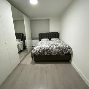 Deux Pres De Atomium Apartamento